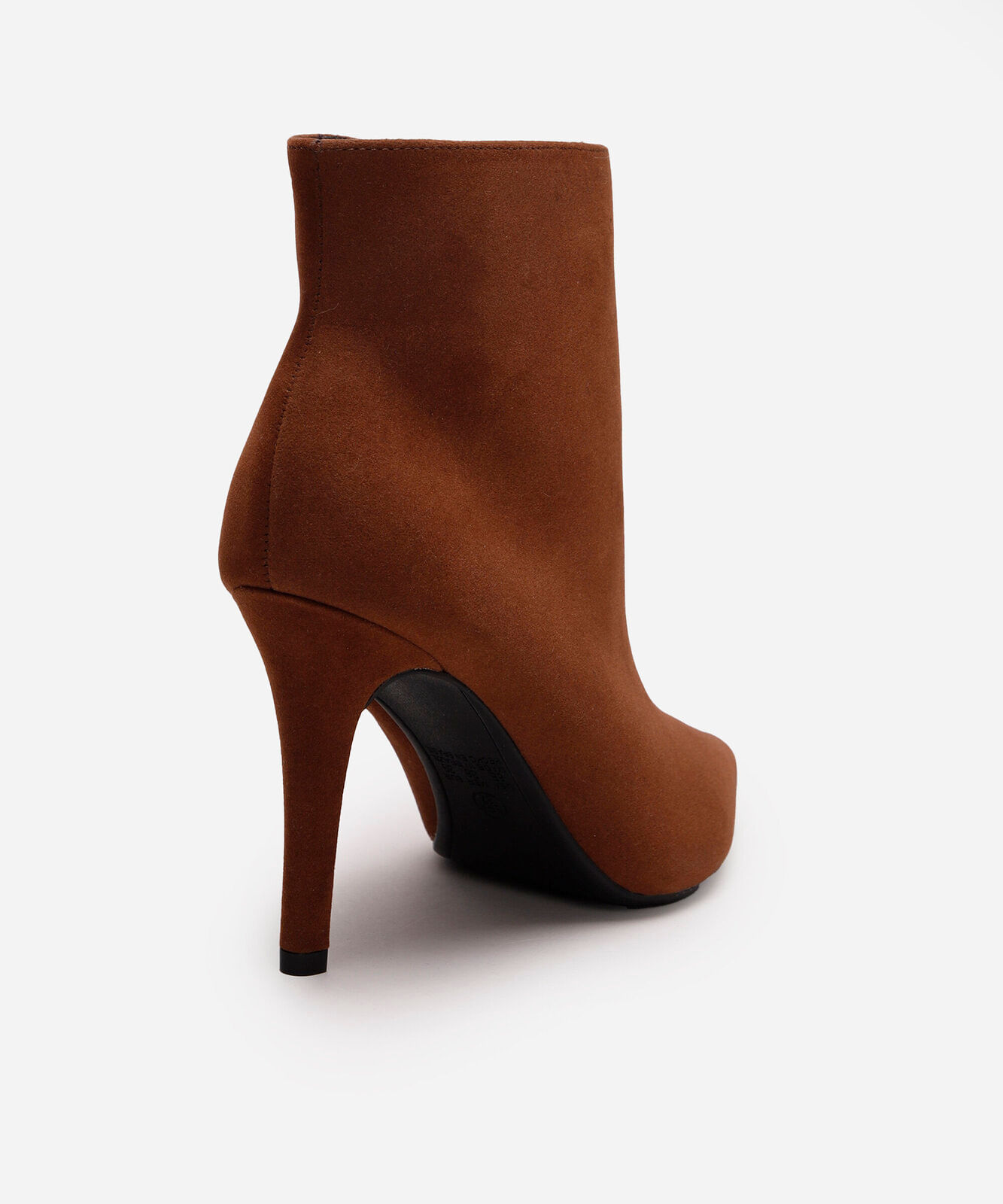 bota cano médio bico fino salto fino oneself marrom
