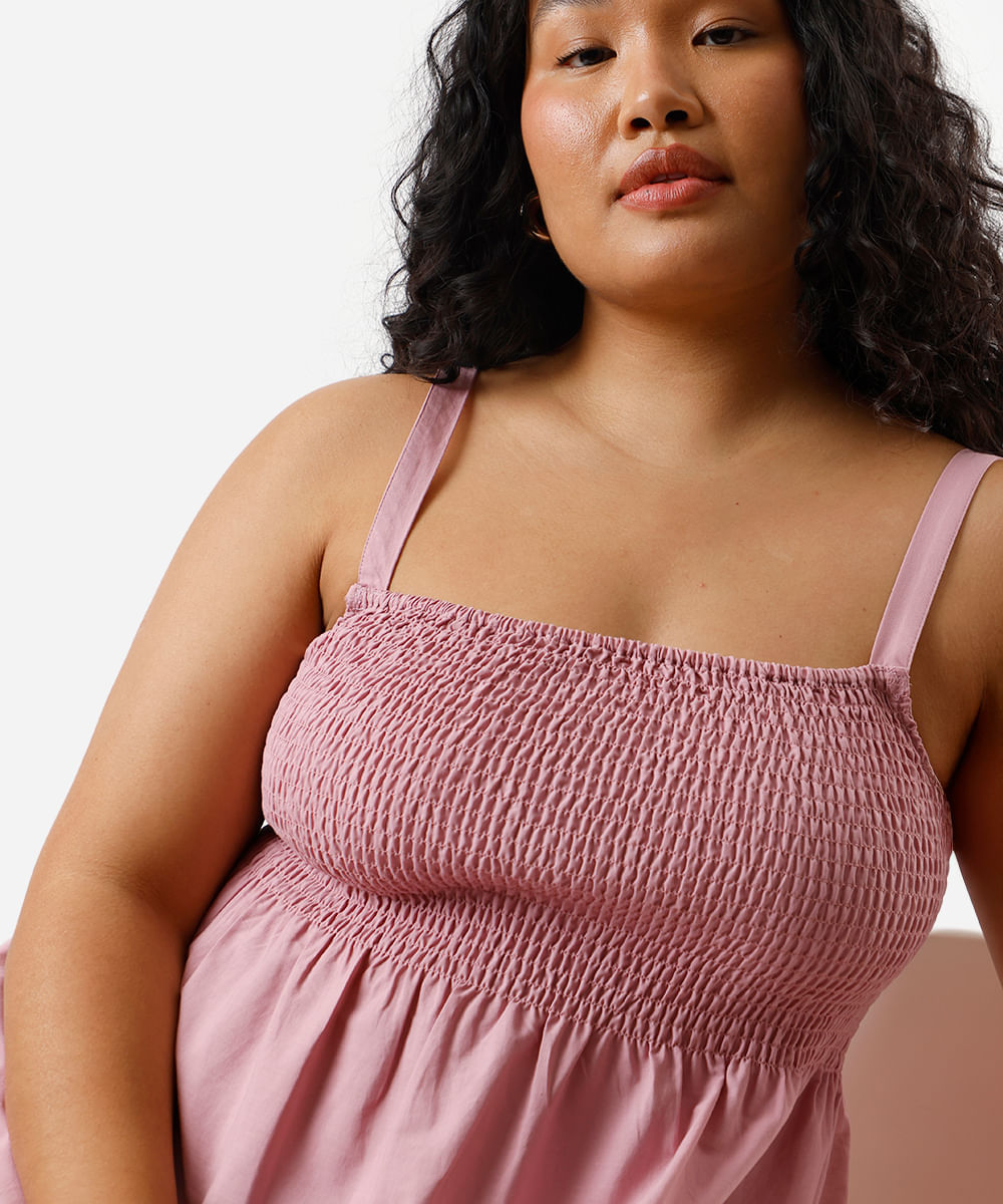vestido midi feminino com recortes plus size rosa