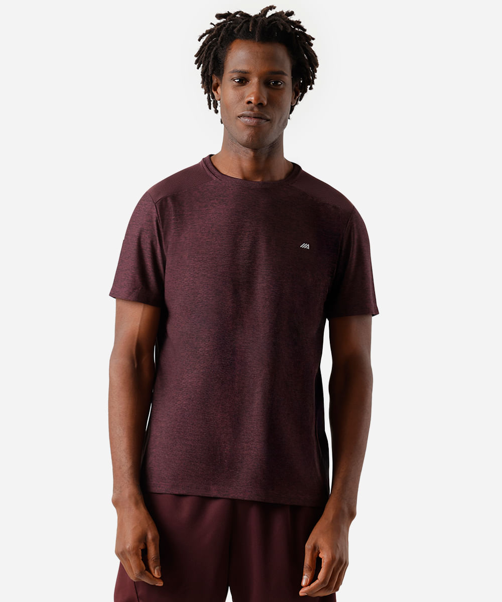 camiseta masculina esportiva com recorte vinho