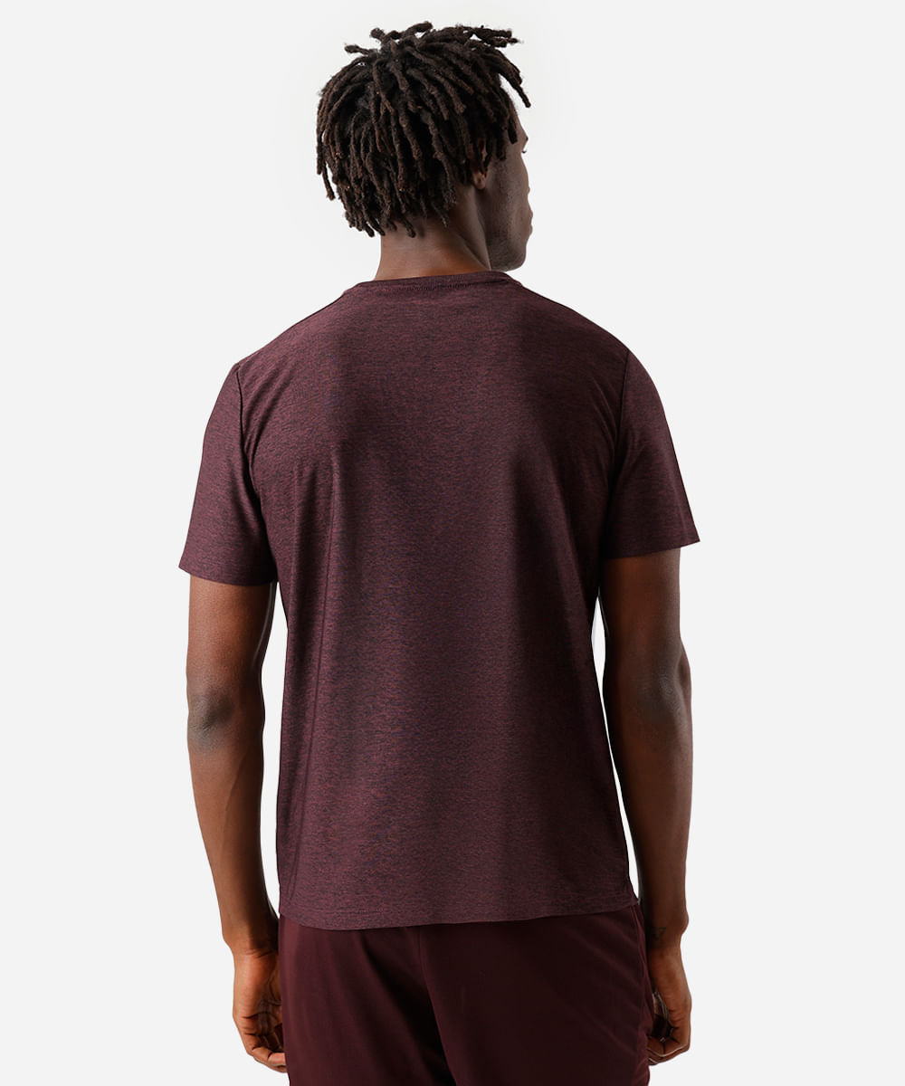 camiseta masculina esportiva com recorte vinho