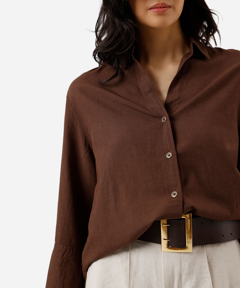 camisa feminina com linho manga longa marrom