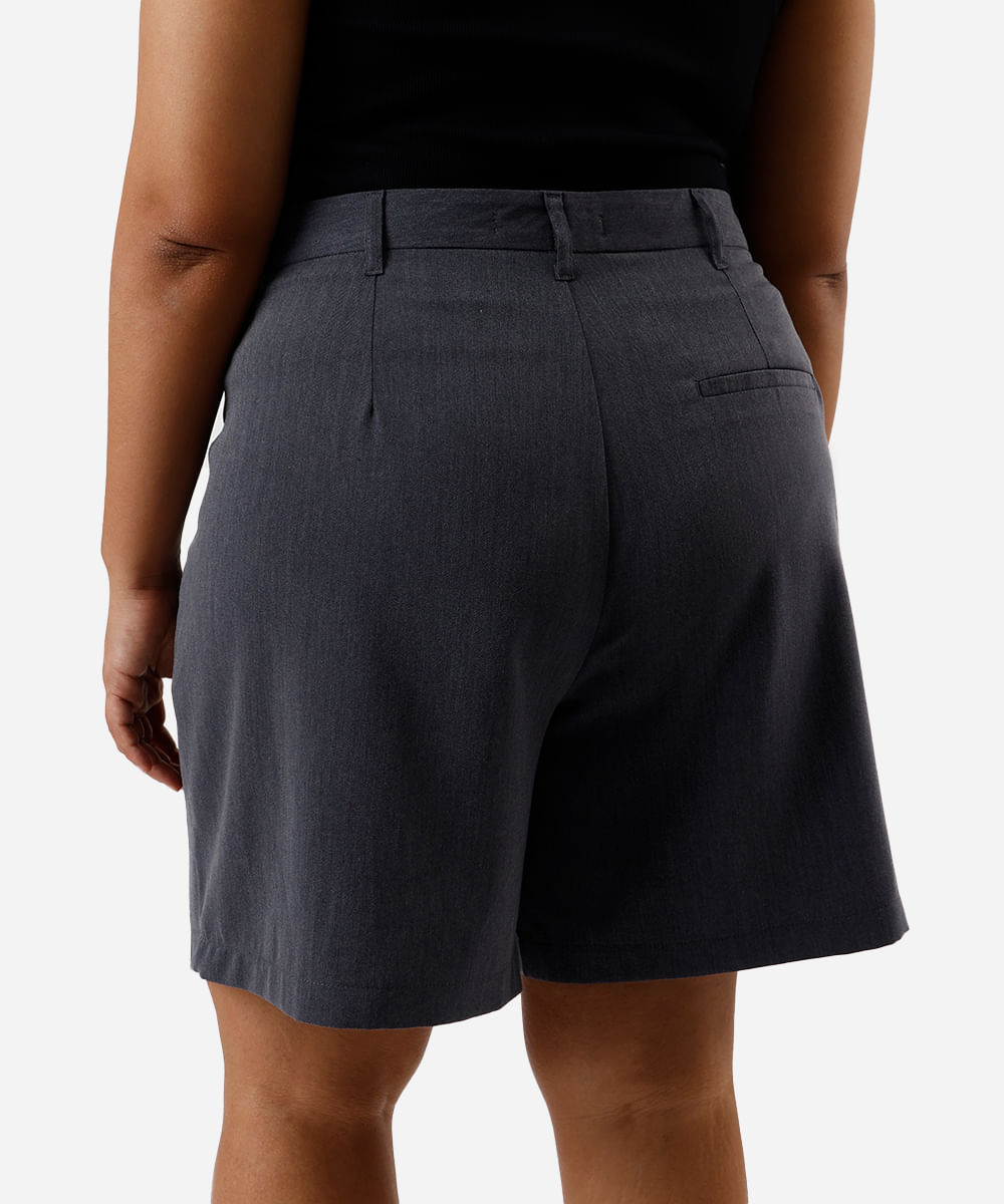 bermuda feminina de alfaiataria plus size azul