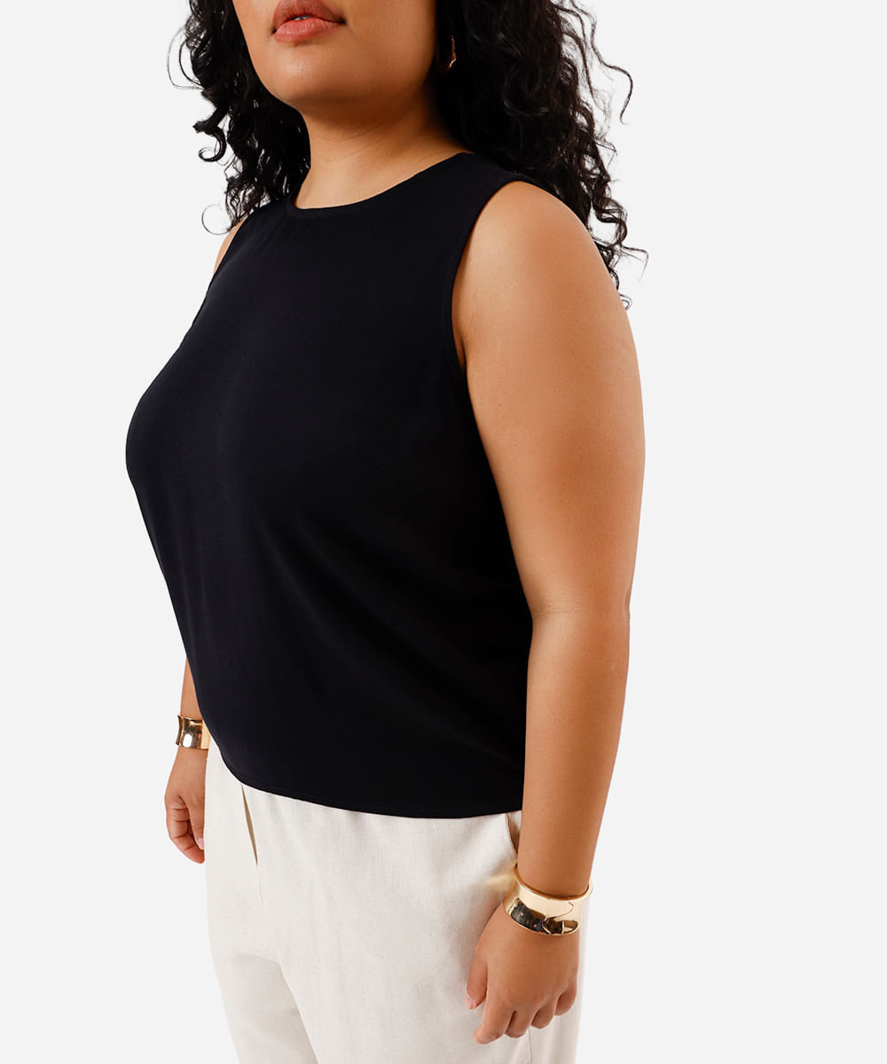 regata feminina de viscose plus size preta