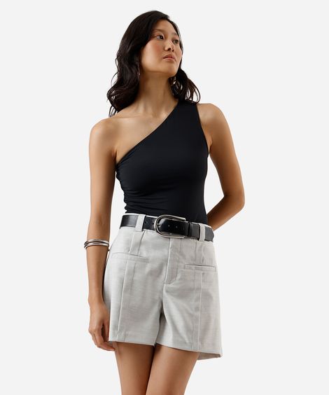 short feminino de alfaiataria chevron off white