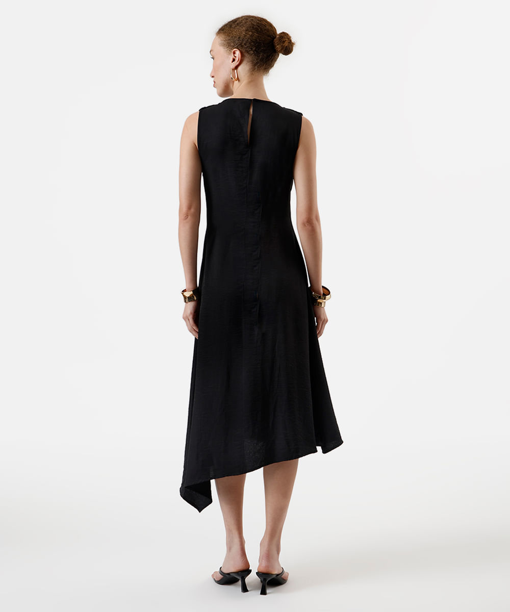 vestido midi feminino com viscose e franzidos decote degagê preto