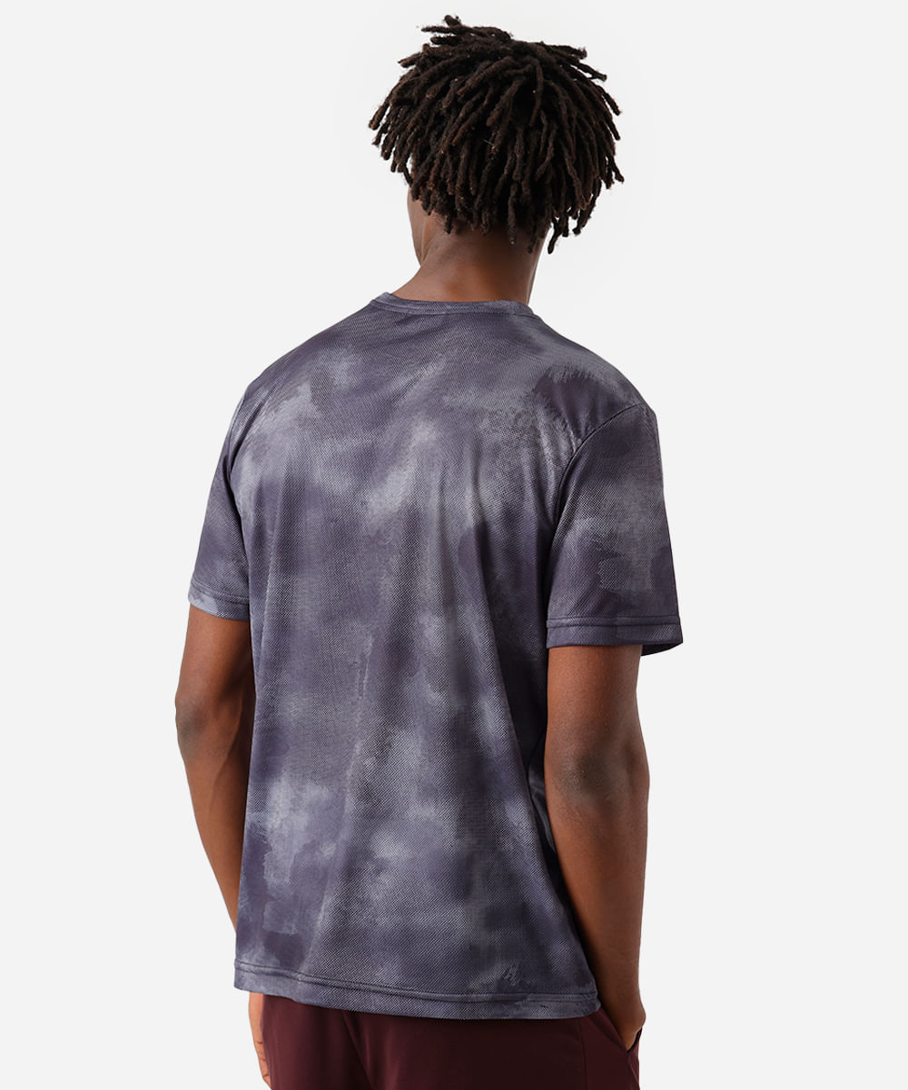 camiseta esportiva masculina com recortes estampada cinza