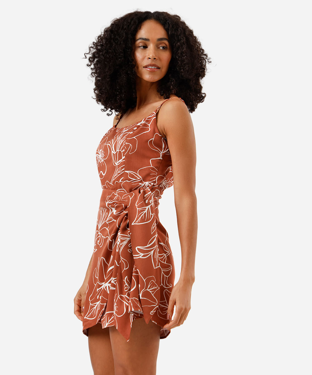 vestido curto alça fina feminino de viscose com amarração floral marrom