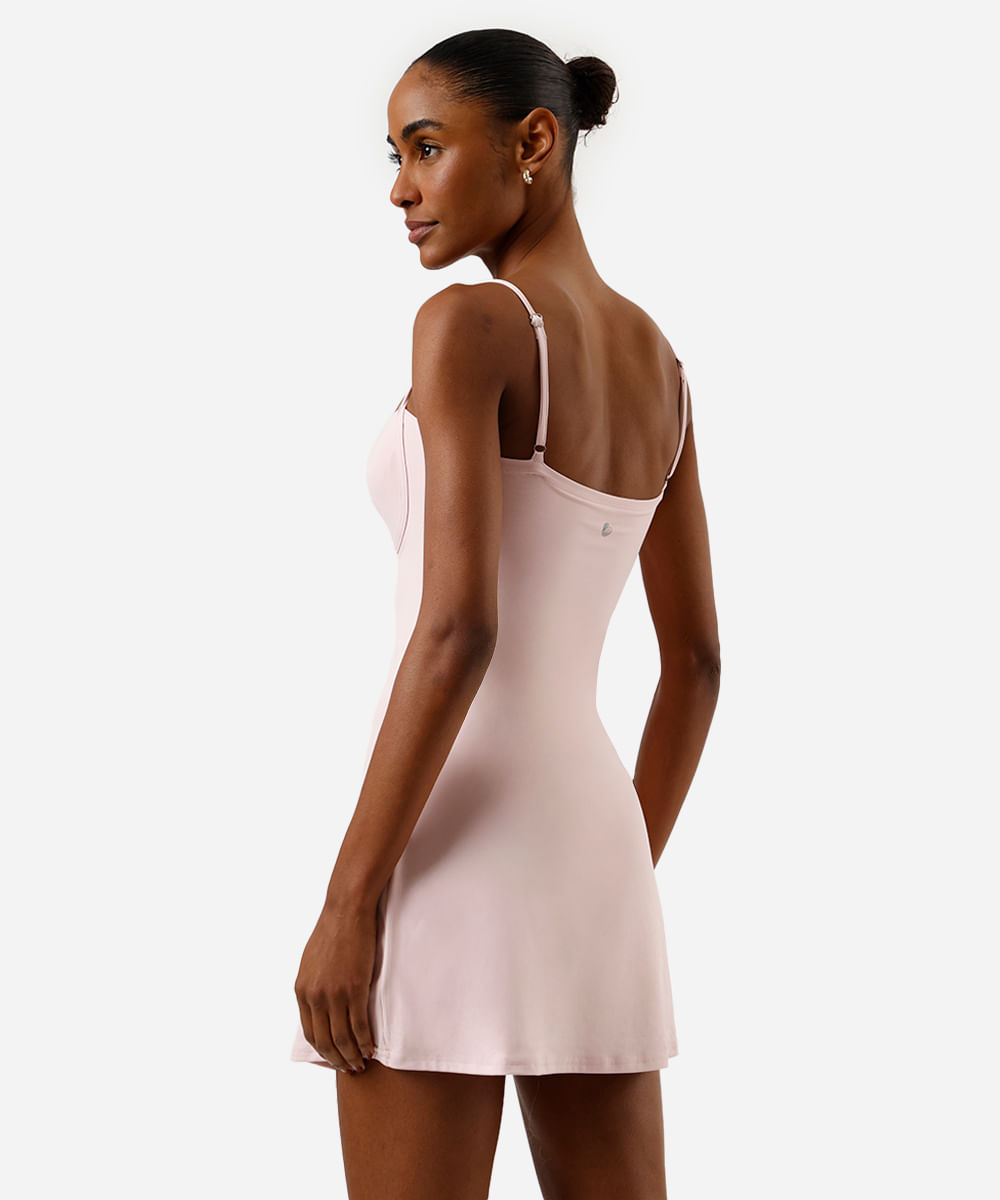 vestido feminino esportivo com bermuda interna rosa