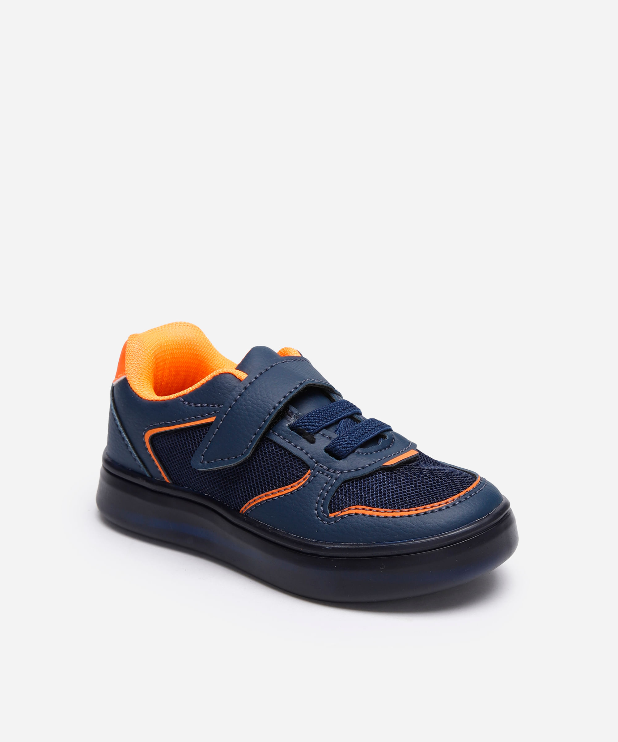 tênis infantil com velcro e luz azul