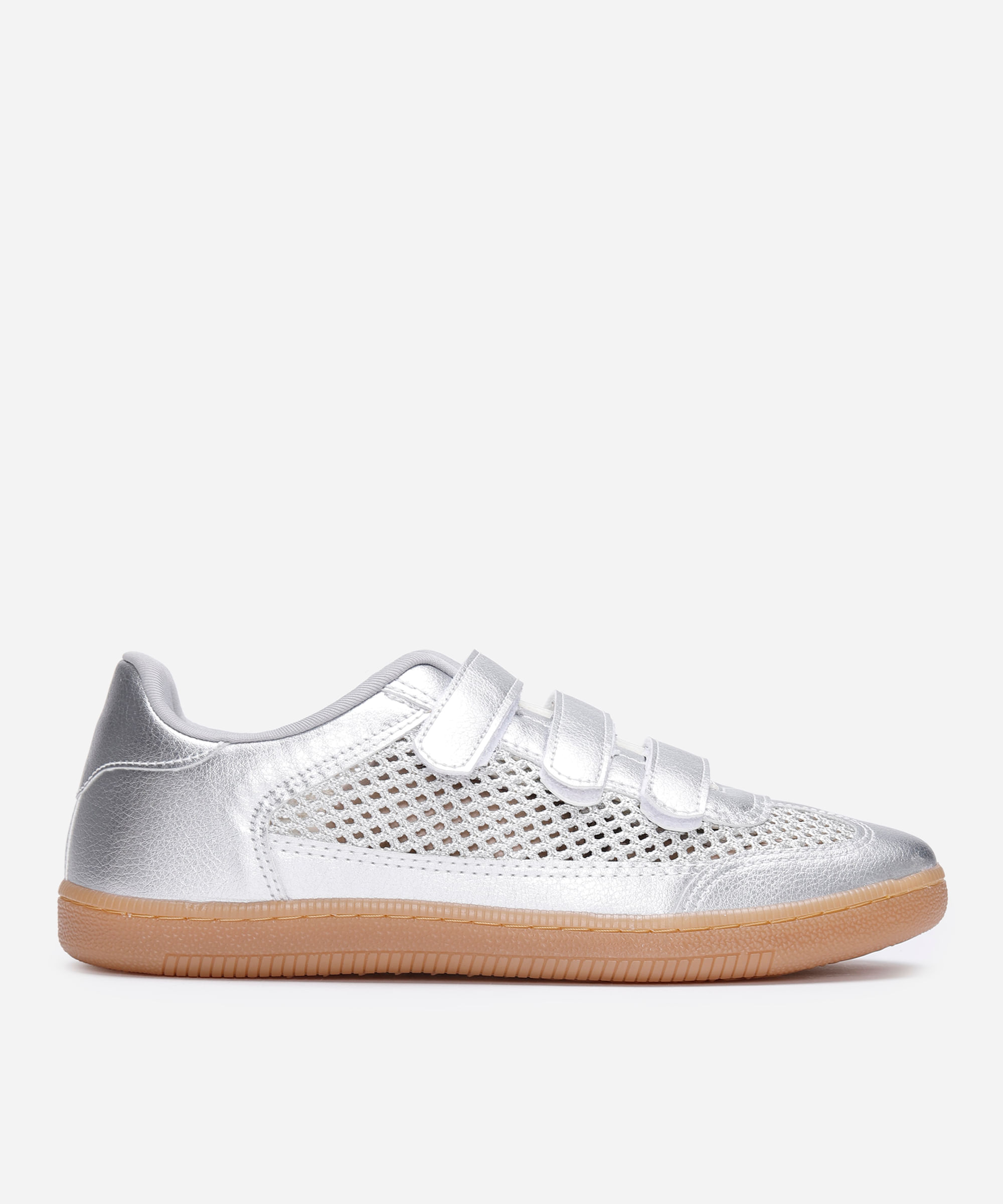 tênis casual com recortes e velcro prateado