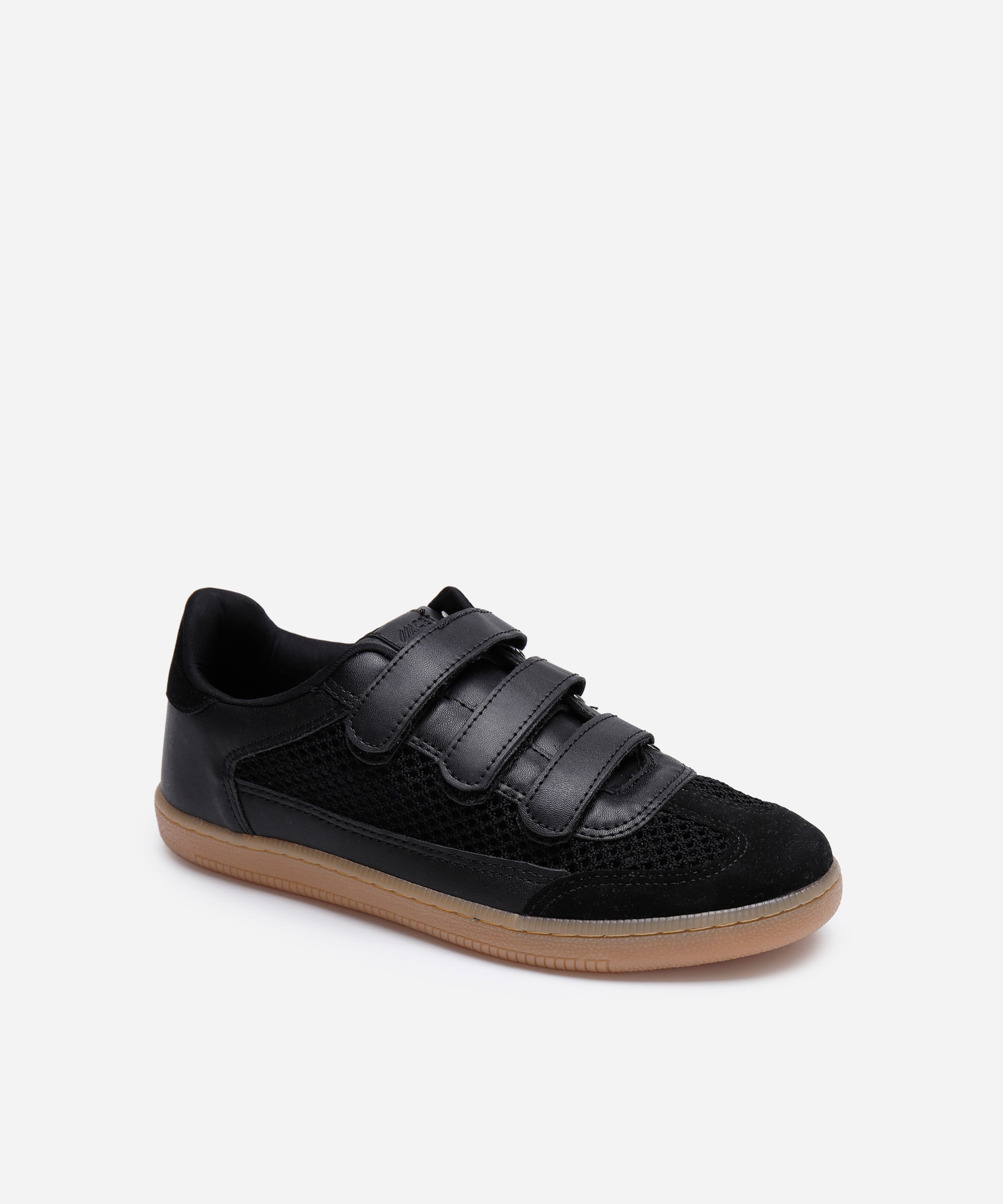 tênis casual com recortes e velcro preto