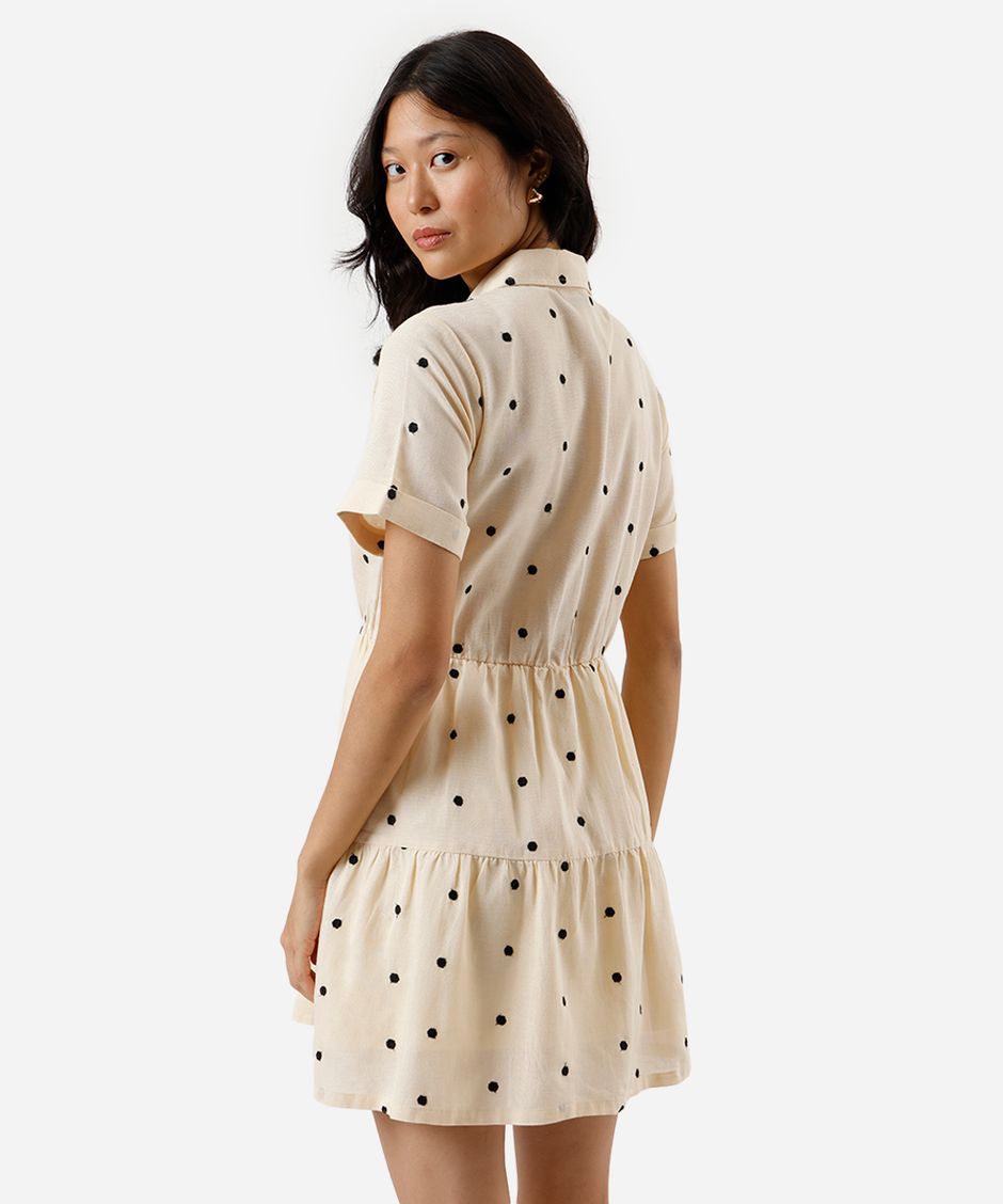 vestido curto chemise feminino com linho e recortes poá bege