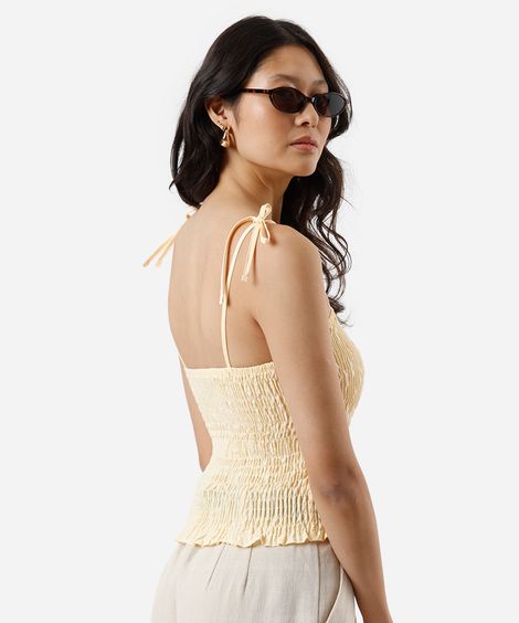 blusa alça fina feminina decote coração franzida amarela