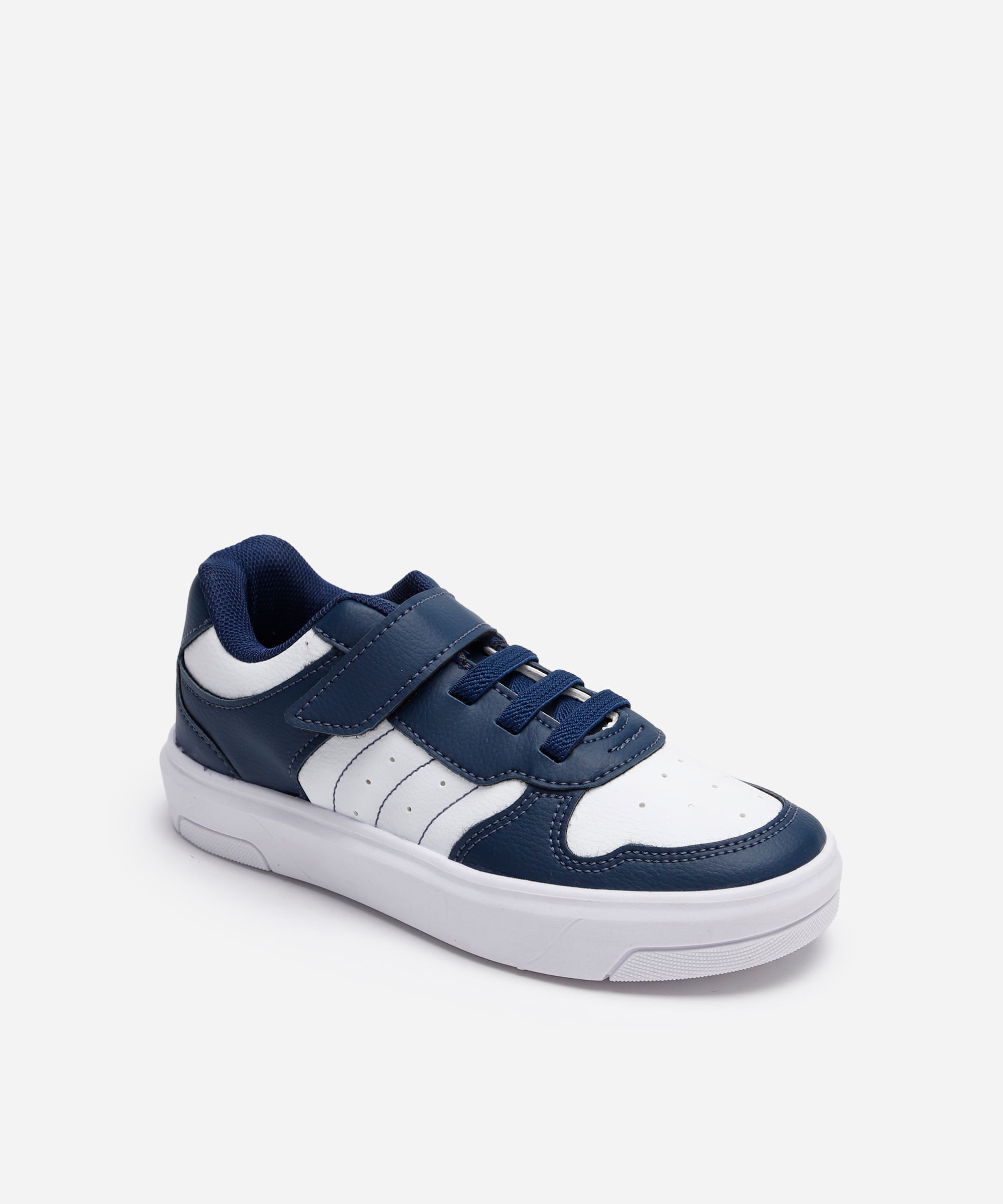tênis infantil com recortes e velcro azul