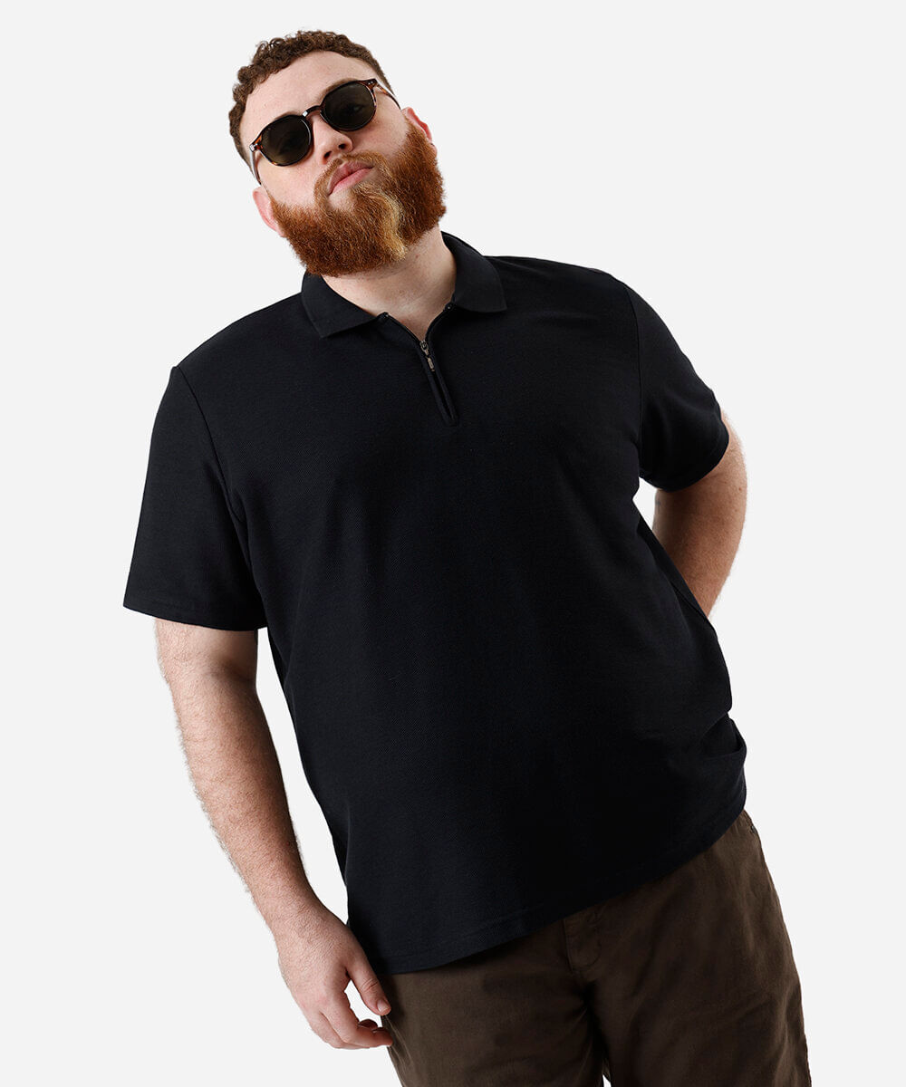 polo masculina com zíper texturizada plus size preta