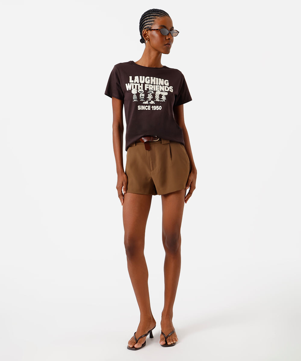 camiseta feminina de algodão snoopy e amigos marrom