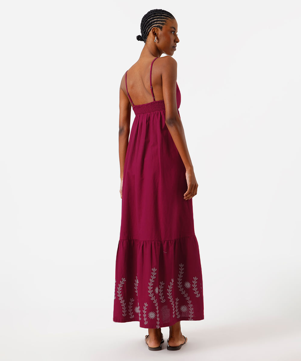 vestido longo alça fina feminino de algodão com recorte e bordado floral vinho