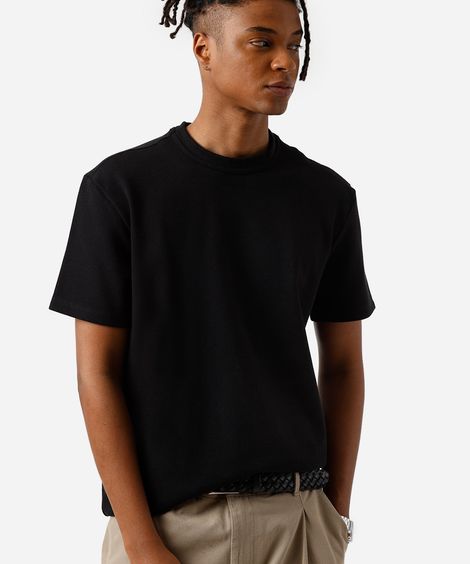 camiseta básica masculina com algodão texturizada preta