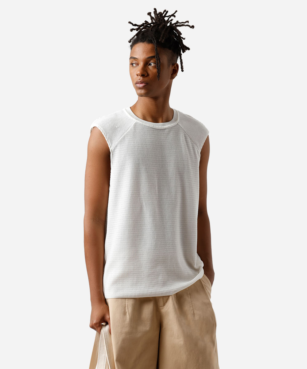 regata raglan masculina de tricot texturizada off white