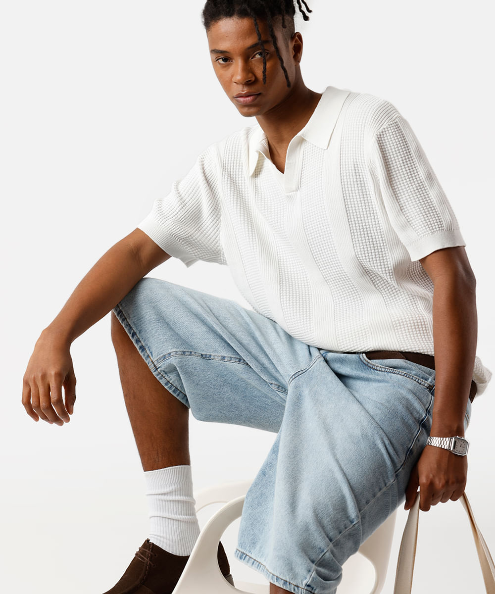 polo masculina de tricot texturizada off white