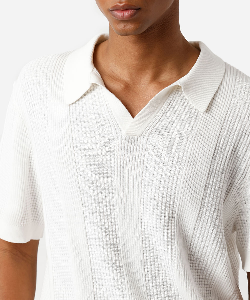 polo masculina de tricot texturizada off white