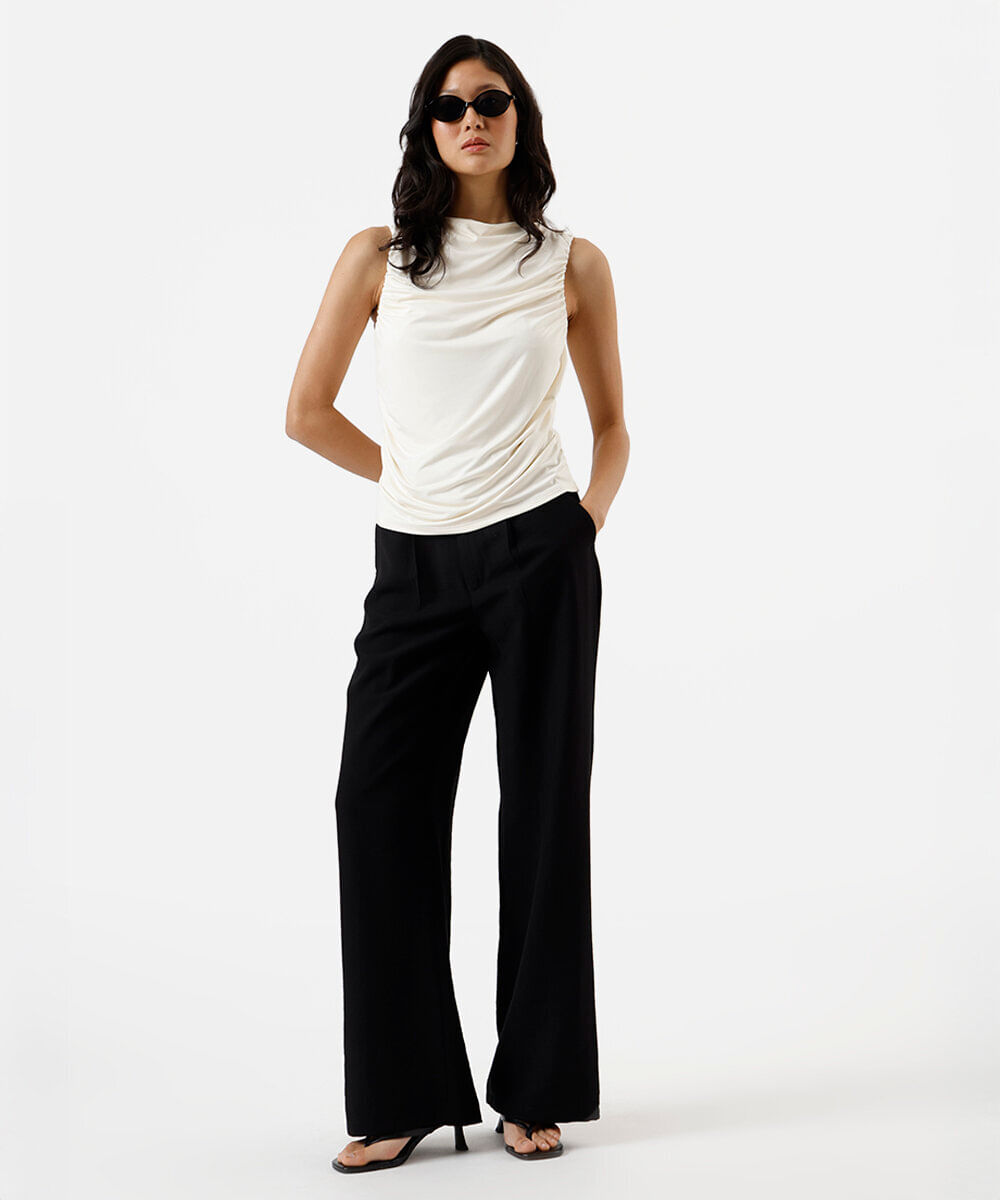 blusa feminina decote canoa franzida off white