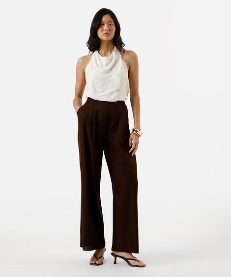 calça wide leg feminina de alfaiataria com linho e pregas marrom