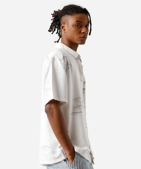 camisa masculina com viscose manga curta sardinhas colorida