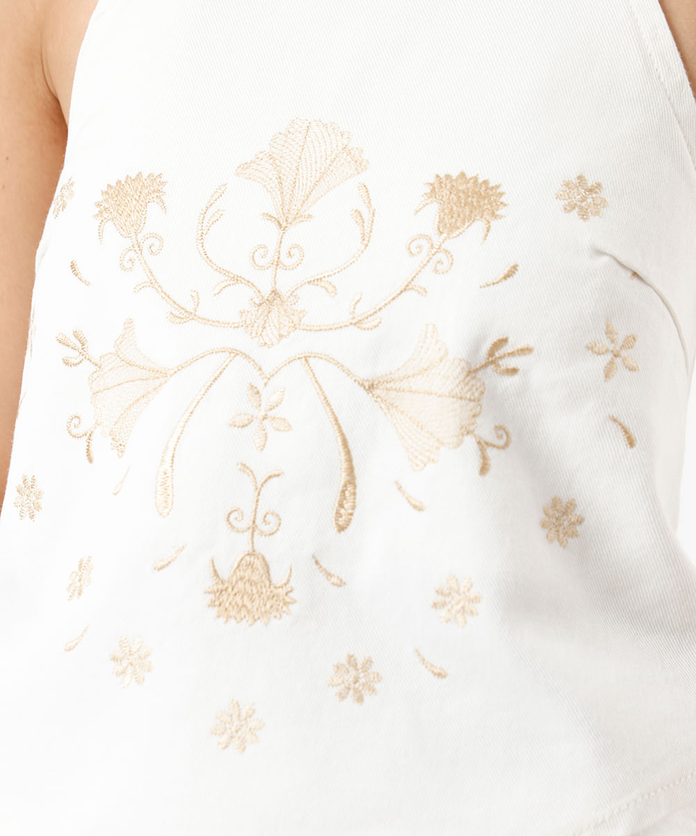 blusa frente única feminina de sarja com bordado floral off white