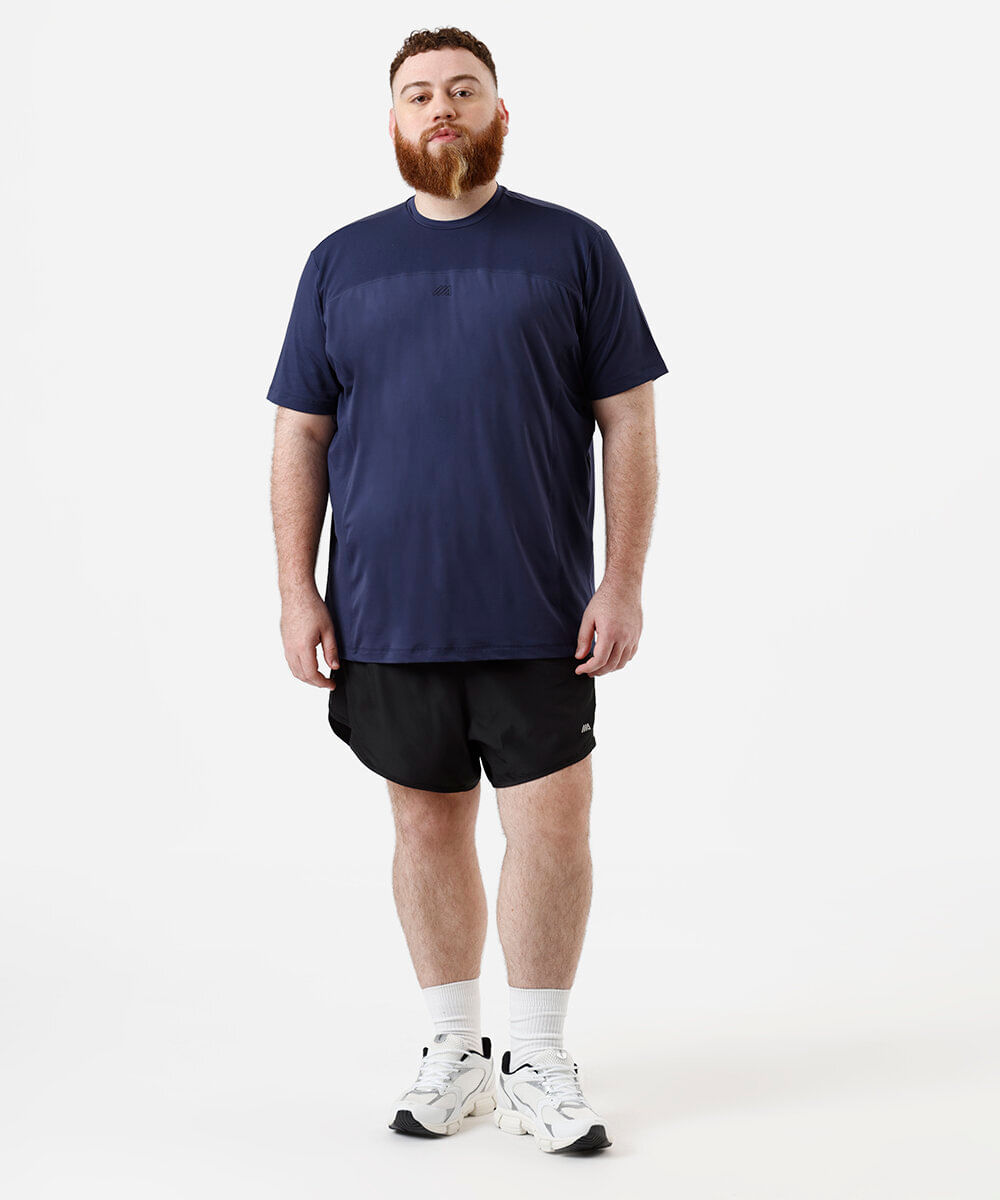camiseta masculina esportiva com recortes plus size azul