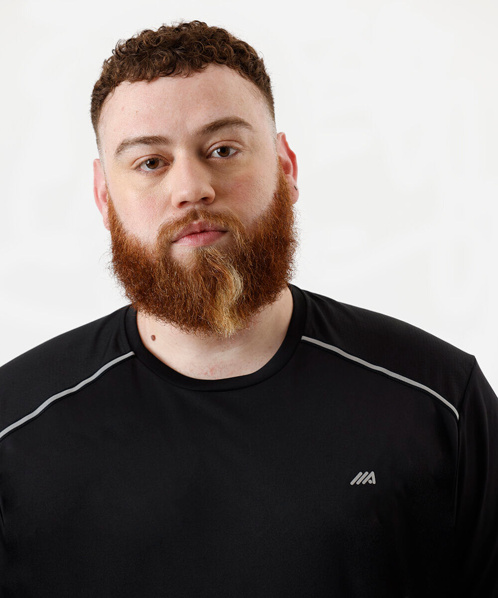camiseta masculina esportiva com refletivo plus size preta