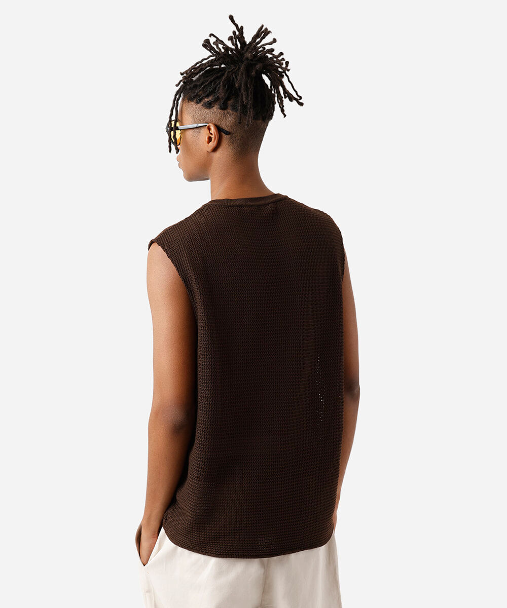 regata raglan masculina de tricot texturizada marrom