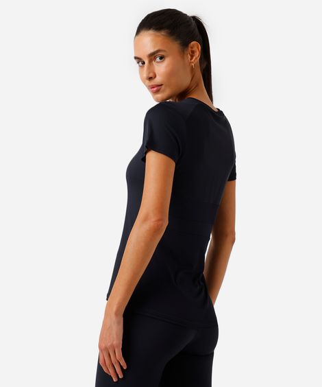blusa esportiva feminina de poliamida com recorte preto