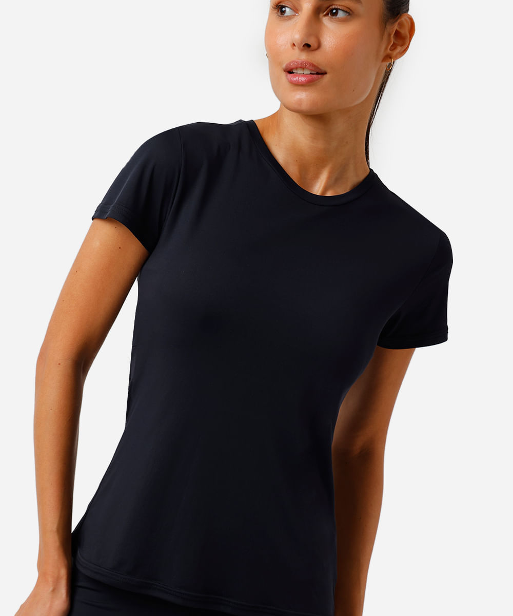 blusa esportiva feminina de poliamida com recorte preto