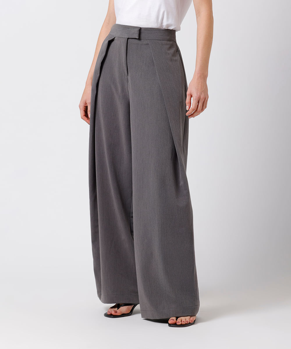 calça feminina de alfaiataria com pregas mindset cinza