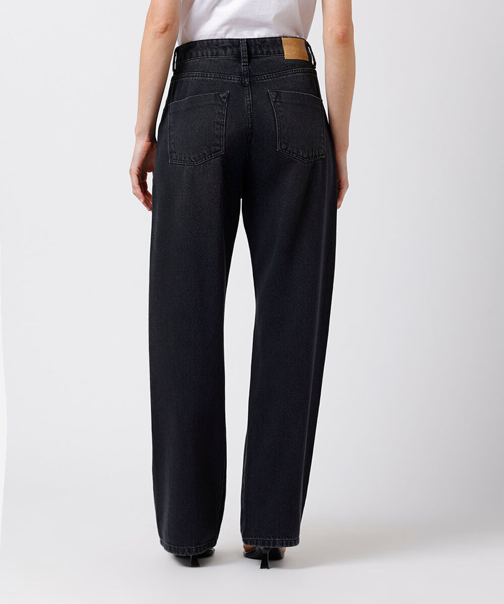calça jeans reta copenhagen cintura alta mindset preta