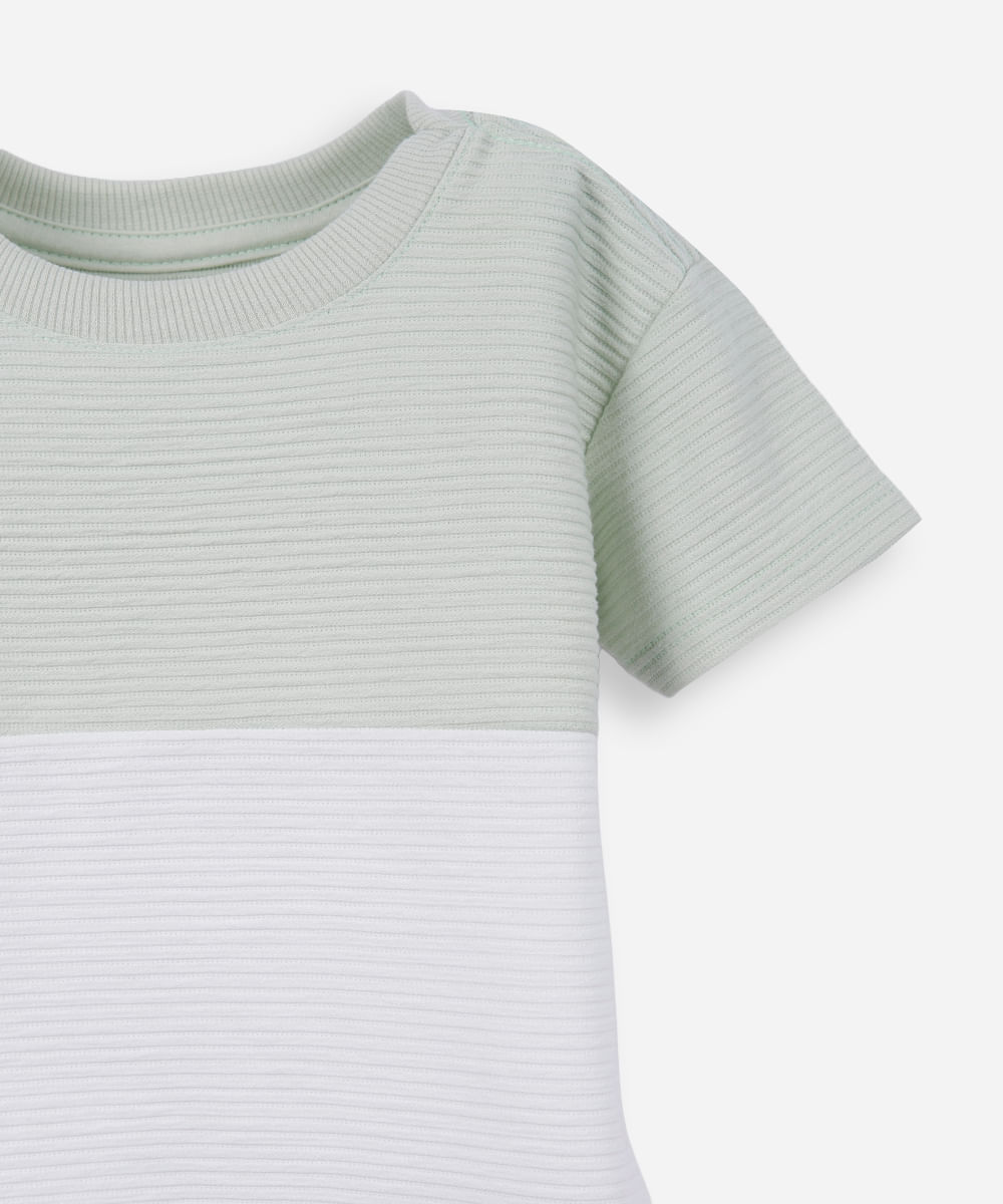 camiseta infantil texturizada bicolor verde