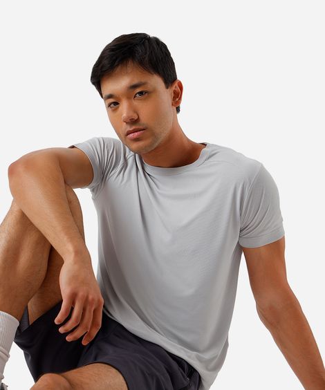 camiseta slim fit masculina de poliamida esportiva cinza