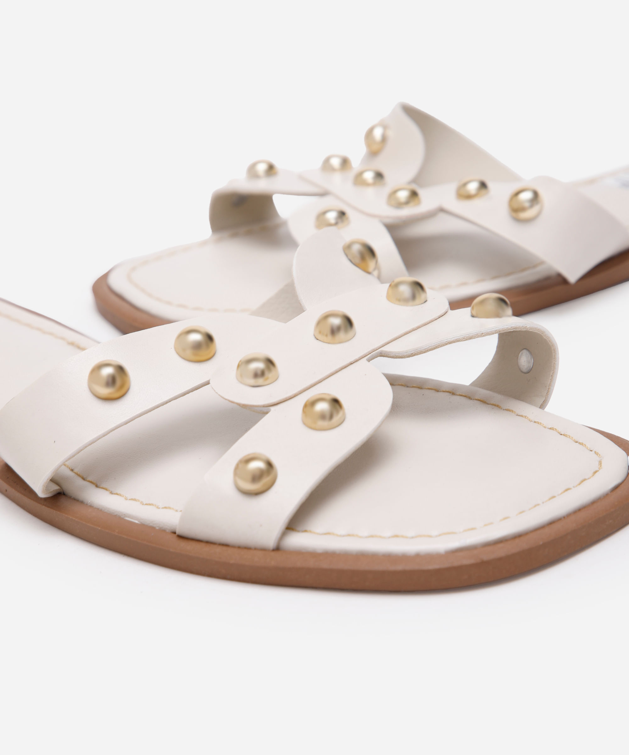 rasteirinha com recortes e tachas oneself off white