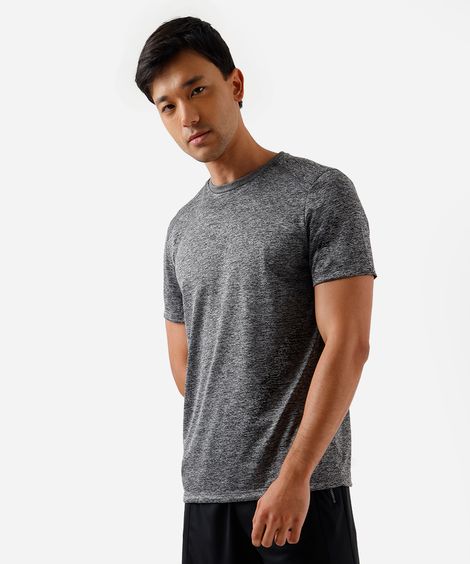 camiseta esportiva masculina com recorte cinza