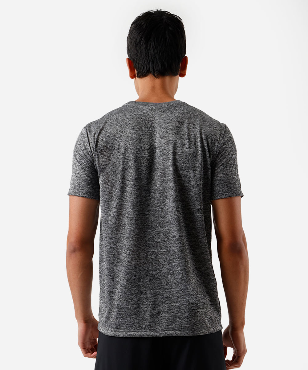 camiseta esportiva masculina com recorte cinza