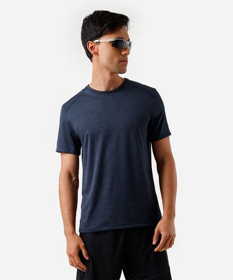 camiseta esportiva masculina com recorte azul