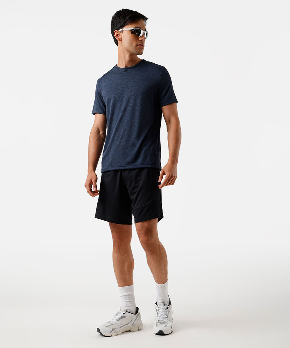 camiseta esportiva masculina com recorte azul