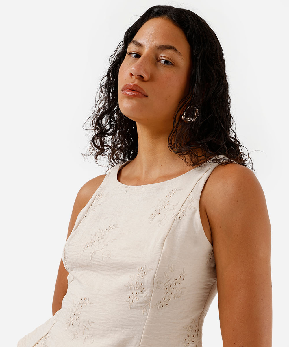 blusa peplum feminina bordada bege
