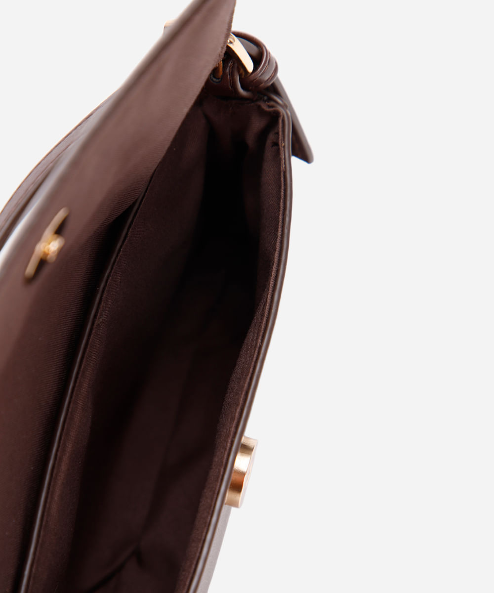 bolsa transversal estruturada com alça de corrente marrom