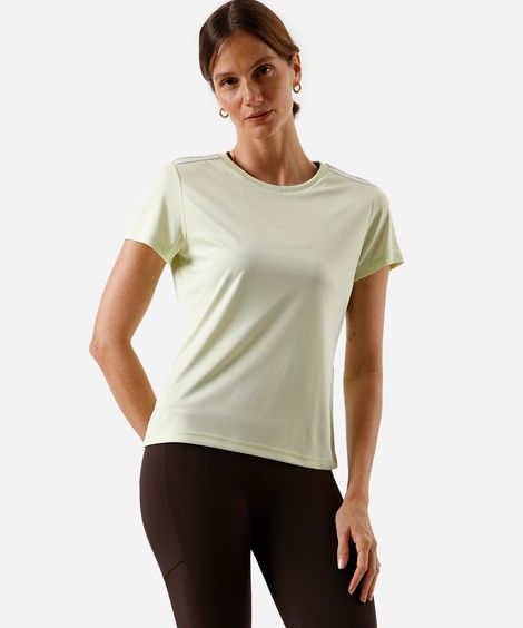 camiseta feminina com listras verde