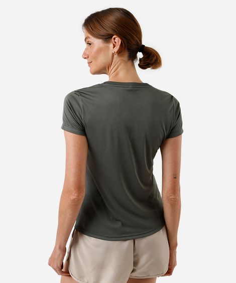 camiseta esportiva feminina com listras verde