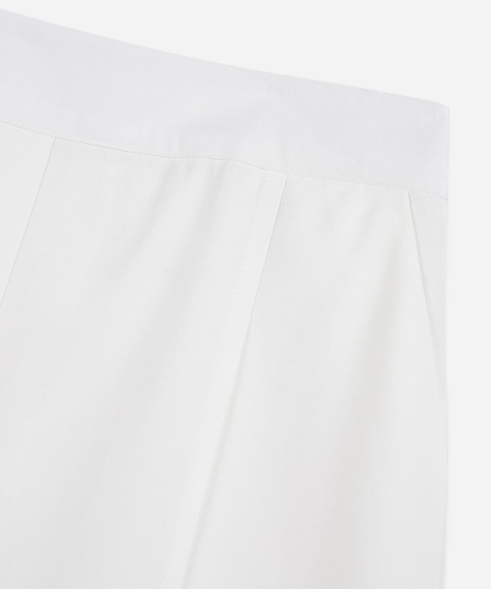 short de alfaiataria juvenil com nervura off white