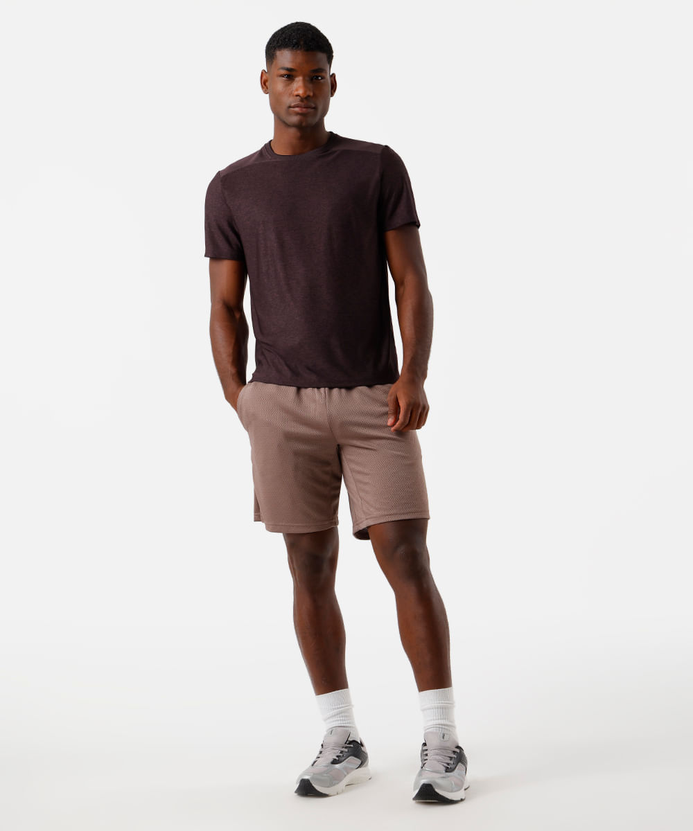 camiseta masculina esportiva com recorte vinho