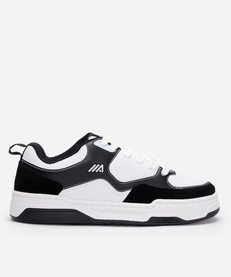 tênis casual com recortes branco